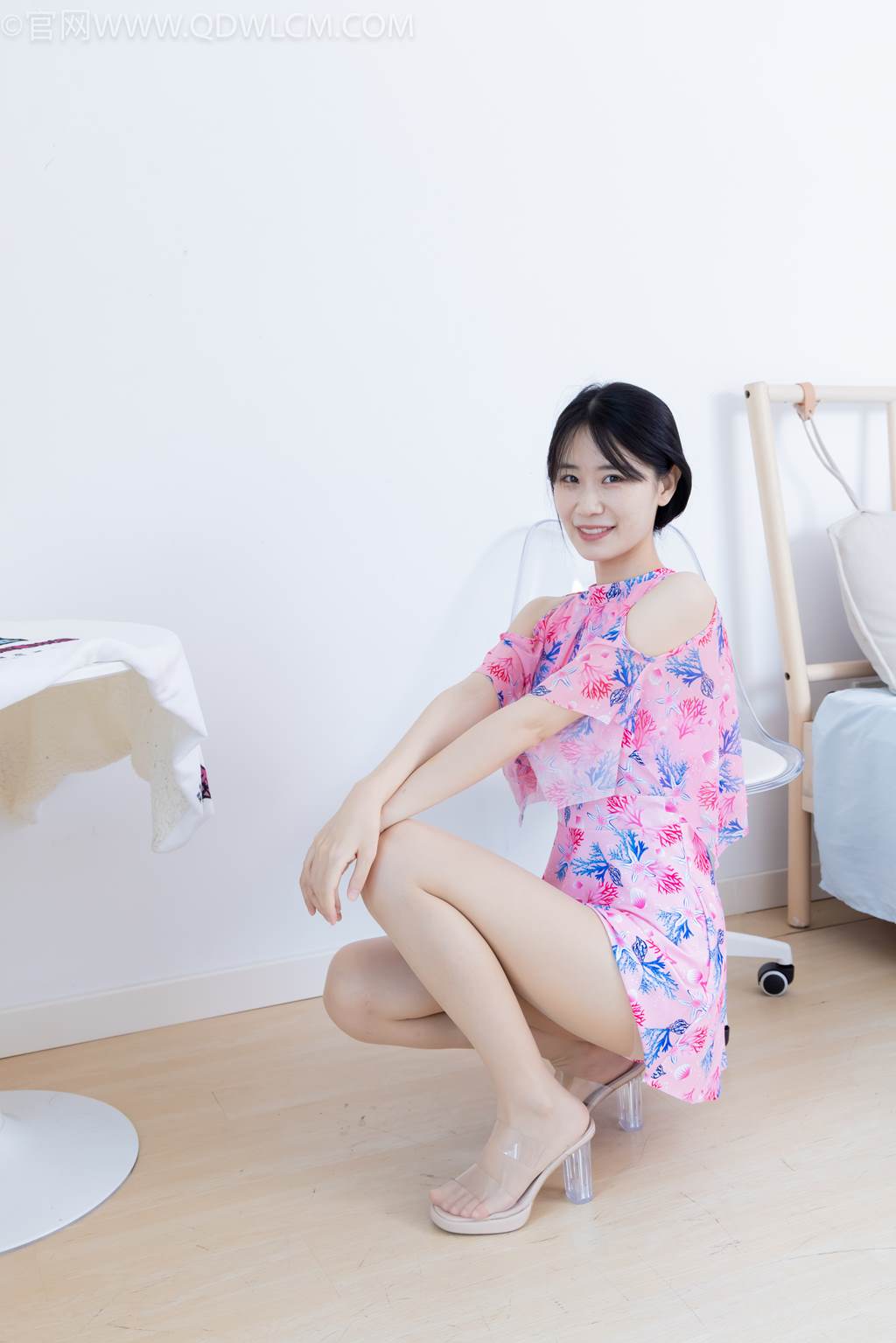 图片[56]-物恋传媒 NO.2494 菜菜-高跟凉鞋、薄肉丝、裸足[212P] – 速更版-美库