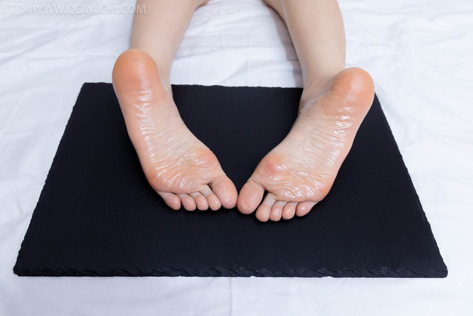 图片[60]-物恋传媒 NO.2494 菜菜-高跟凉鞋、薄肉丝、裸足[212P] – 速更版-美库