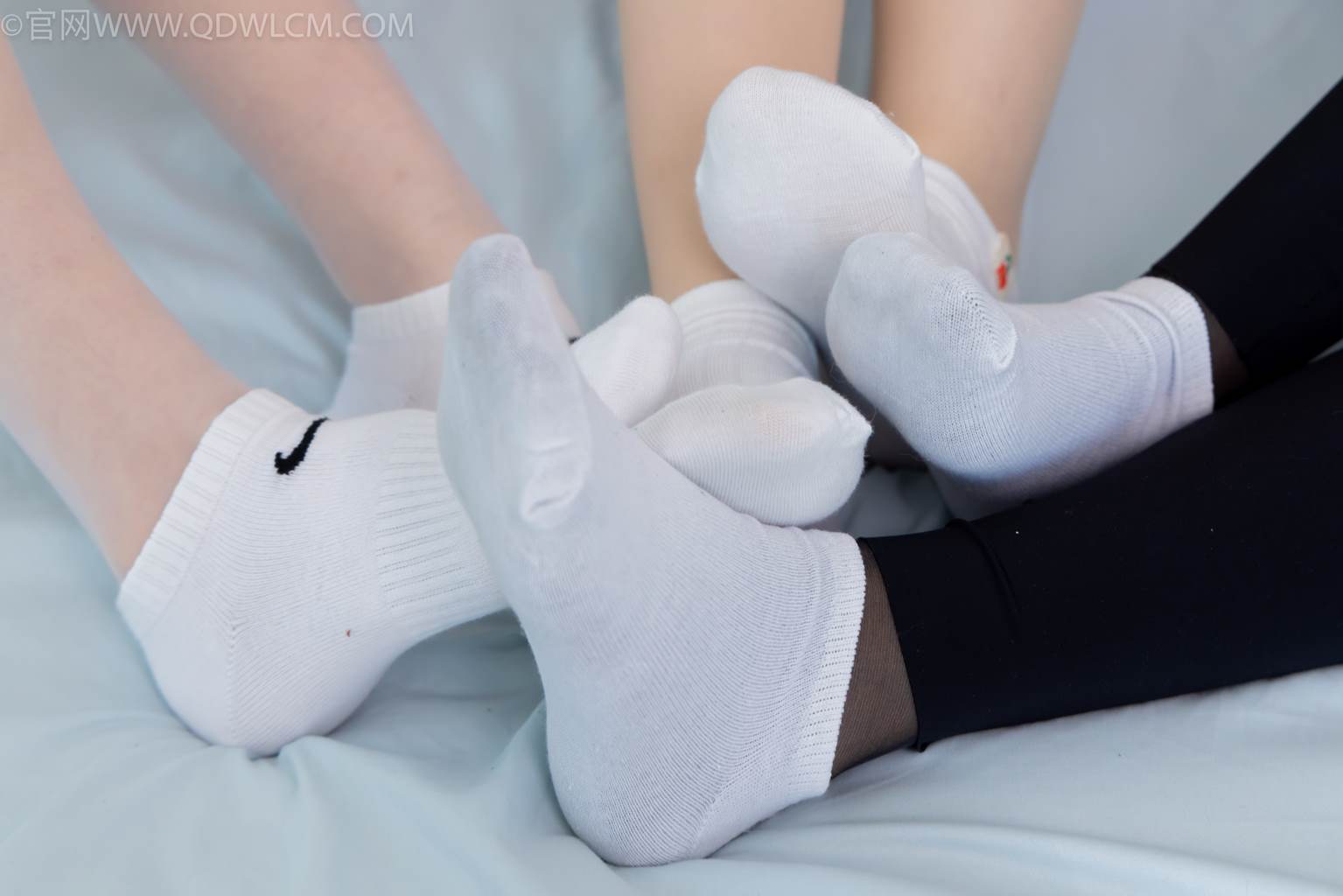 图片[93]-物恋传媒 NO.2493 奶糖&茯苓&小曦-瑜伽裤、运动鞋、白棉袜、薄肉色、白色、黑色丝[144P] – 速更版-美库