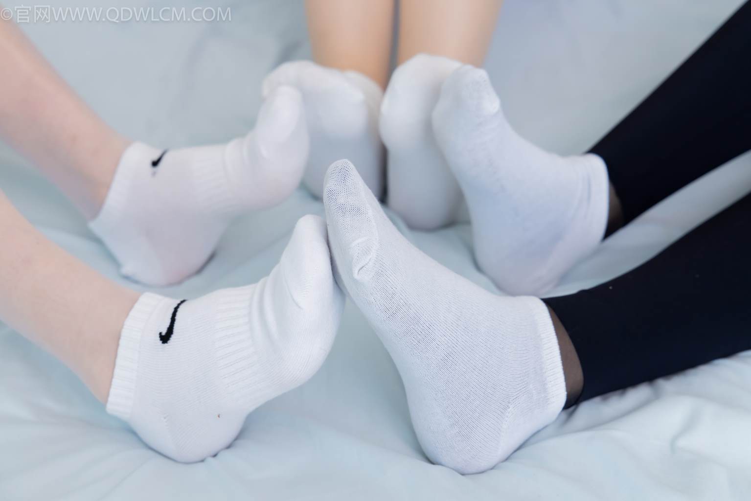 图片[113]-物恋传媒 NO.2493 奶糖&茯苓&小曦-瑜伽裤、运动鞋、白棉袜、薄肉色、白色、黑色丝[144P] – 速更版-美库
