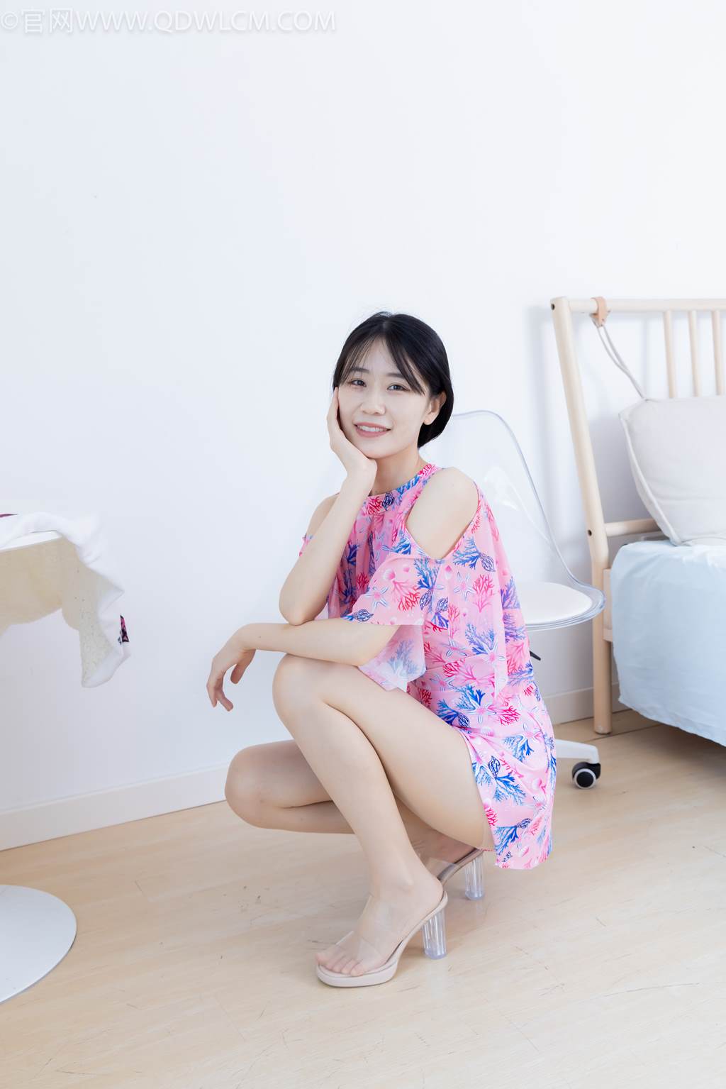 图片[89]-物恋传媒 NO.2494 菜菜-高跟凉鞋、薄肉丝、裸足[212P] – 速更版-美库