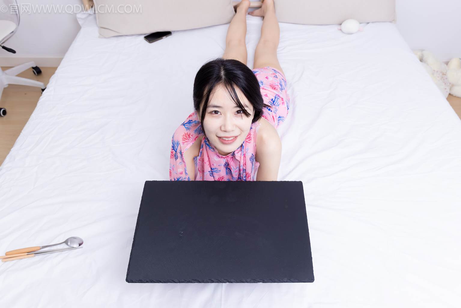 图片[96]-物恋传媒 NO.2494 菜菜-高跟凉鞋、薄肉丝、裸足[212P] – 速更版-美库