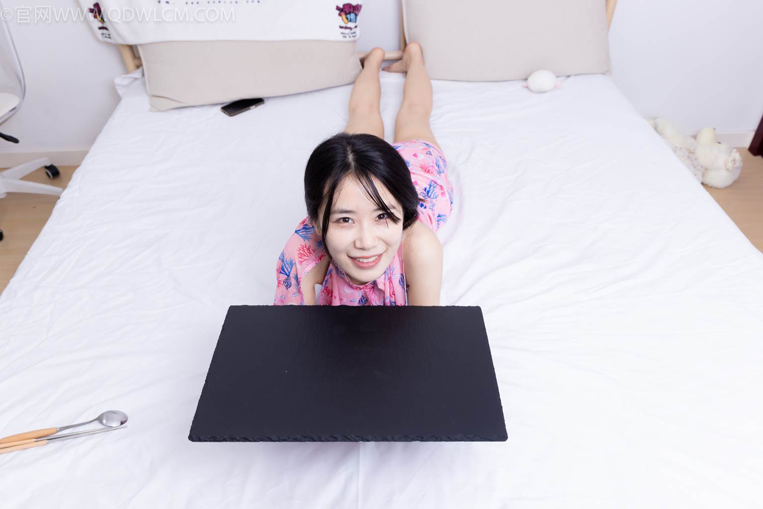 图片[168]-物恋传媒 NO.2494 菜菜-高跟凉鞋、薄肉丝、裸足[212P] – 速更版-美库