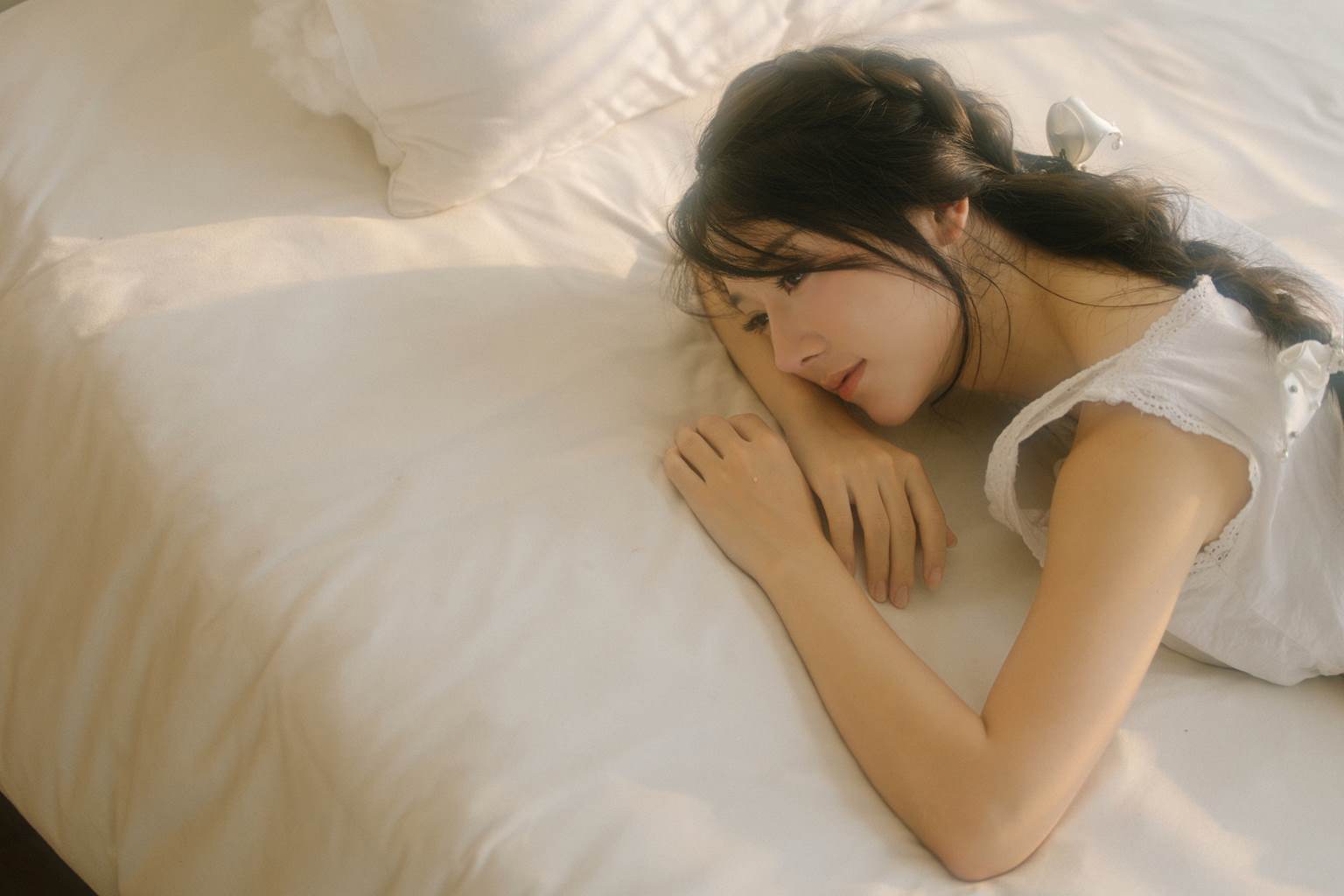 图片[11]-[YITUYU艺图语]2022.11.07 室内少女 宣萱[25+1P] – 速更版-美库