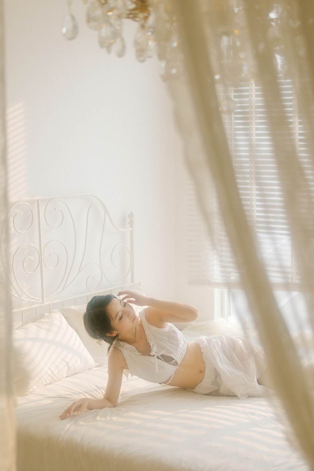 图片[15]-[YITUYU艺图语]2022.11.07 室内少女 宣萱[25+1P] – 速更版-美库