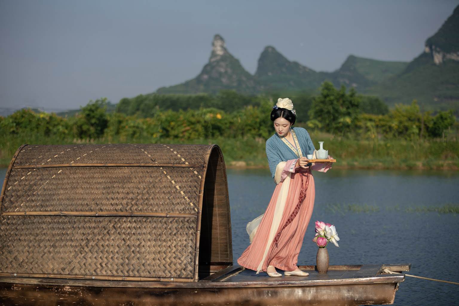 图片[10]-[YITUYU艺图语]2022.11.09 游湖 保卫萝卜的阿叽[35+1P] – 速更版-美库