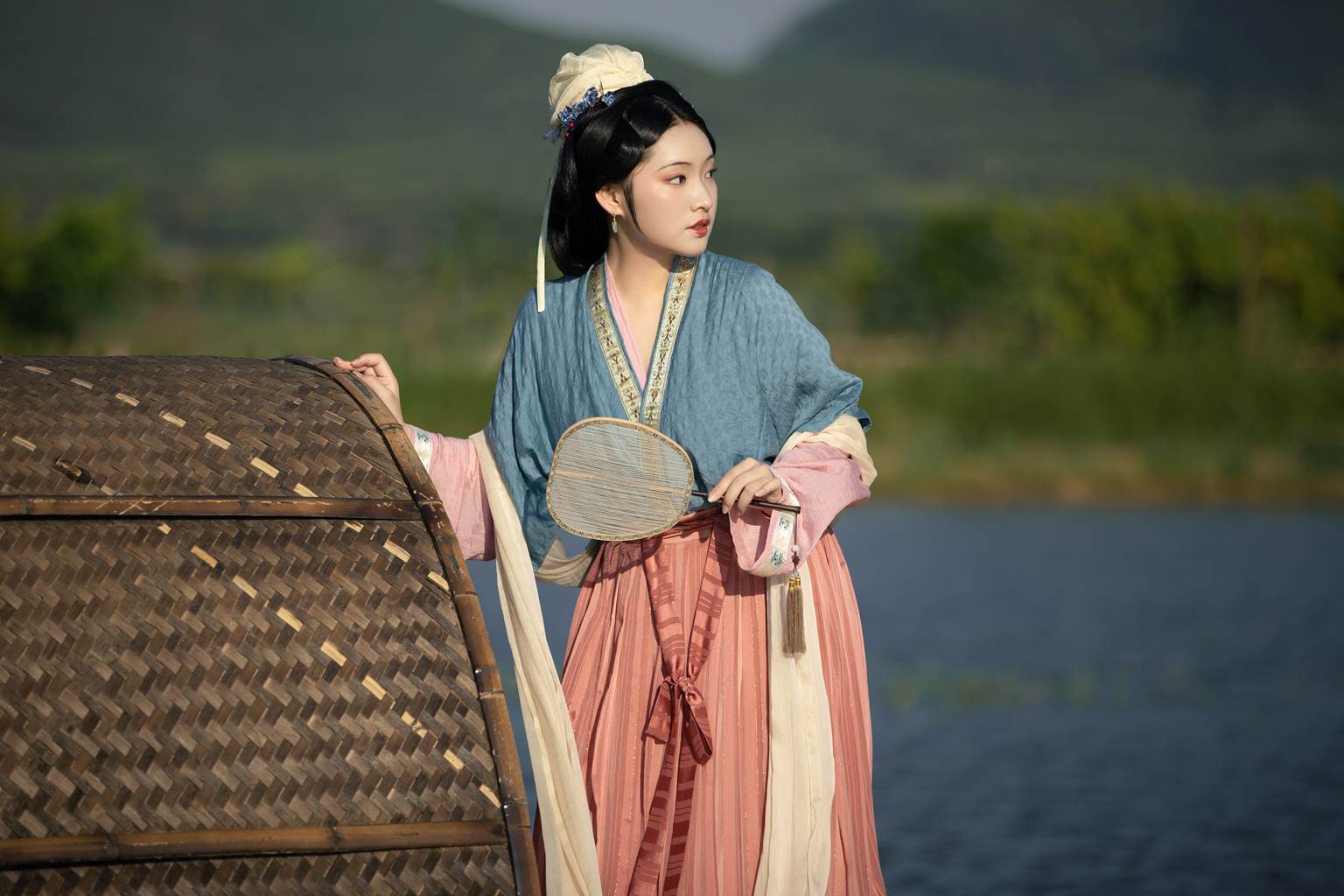 图片[13]-[YITUYU艺图语]2022.11.09 游湖 保卫萝卜的阿叽[35+1P] – 速更版-美库