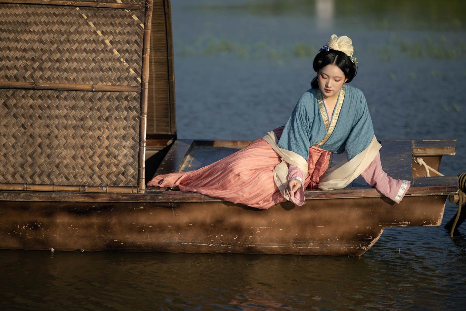 图片[16]-[YITUYU艺图语]2022.11.09 游湖 保卫萝卜的阿叽[35+1P] – 速更版-美库