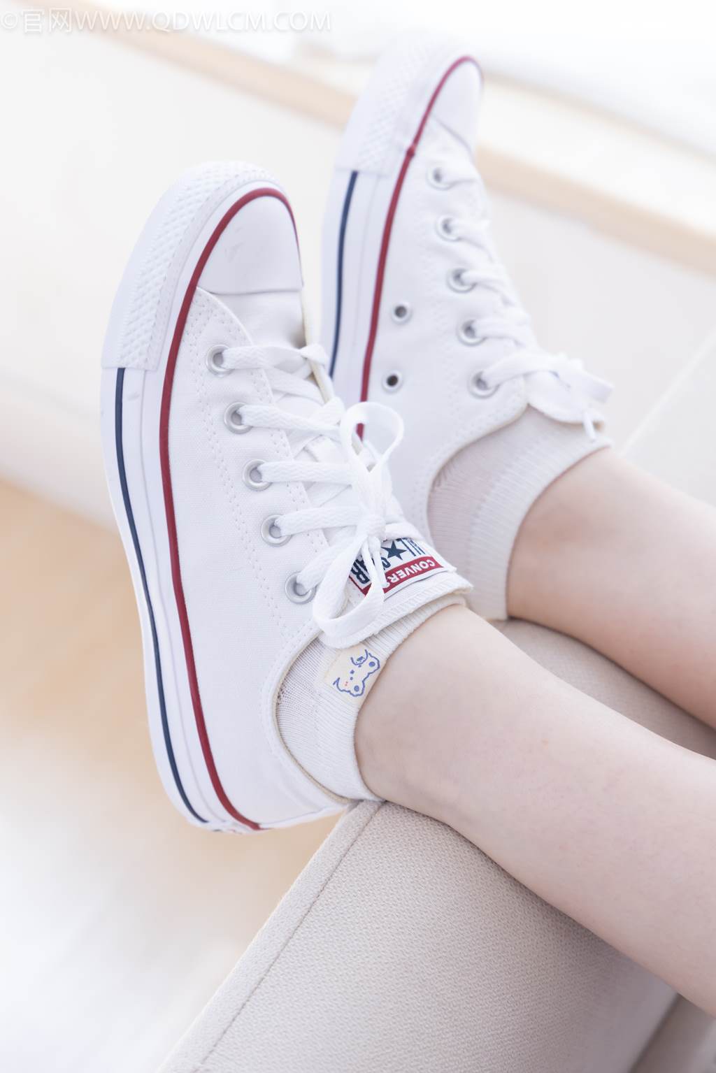 图片[101]-物恋传媒 NO.2497 松松-校服、帆布鞋、白棉袜、裸足[120P] – 速更版-美库