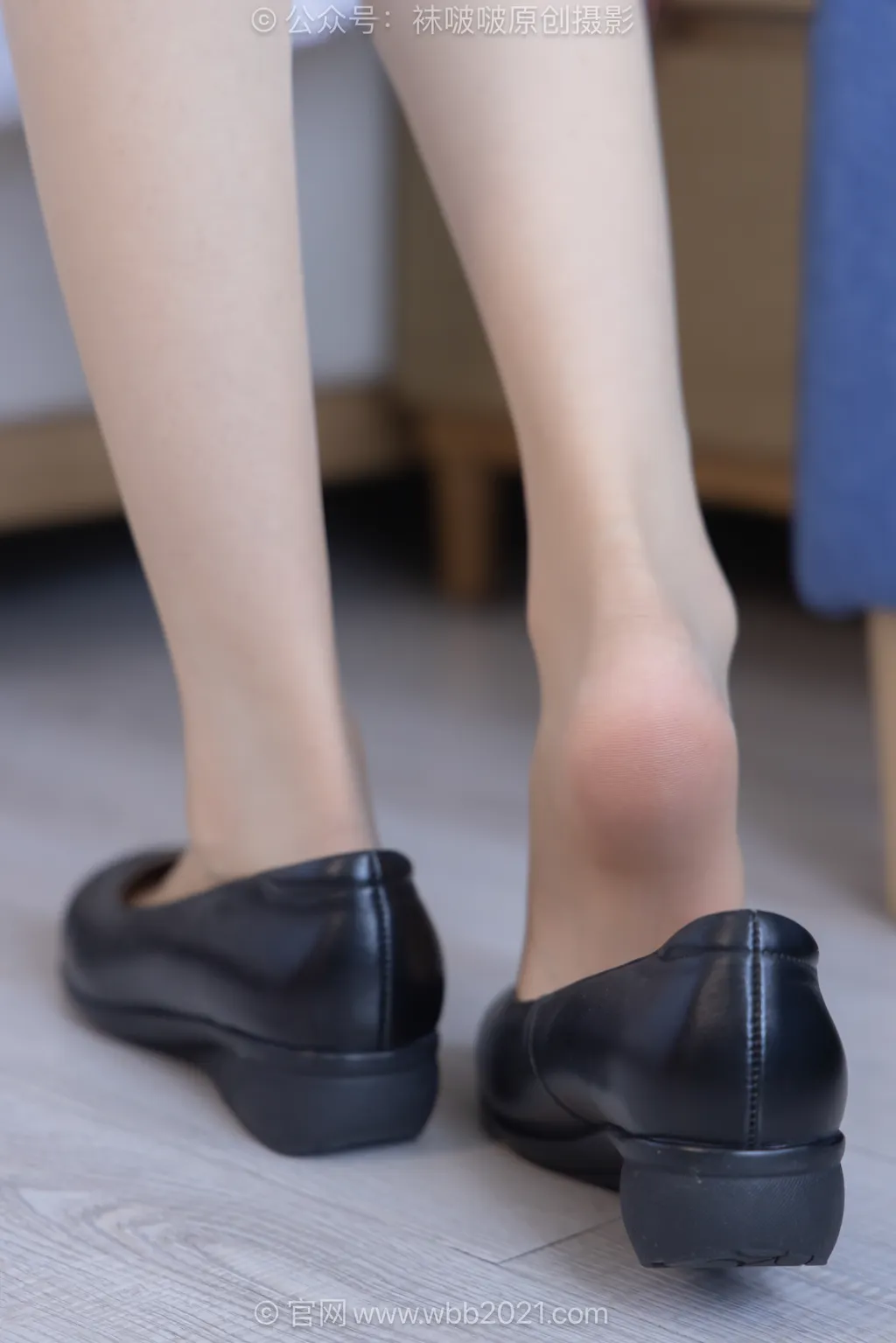 图片[26]-[BoBoSocks袜啵啵]NO.604 稚予-皮鞋、薄肉丝、空姐旗袍制服[145P] – 速更版-美库