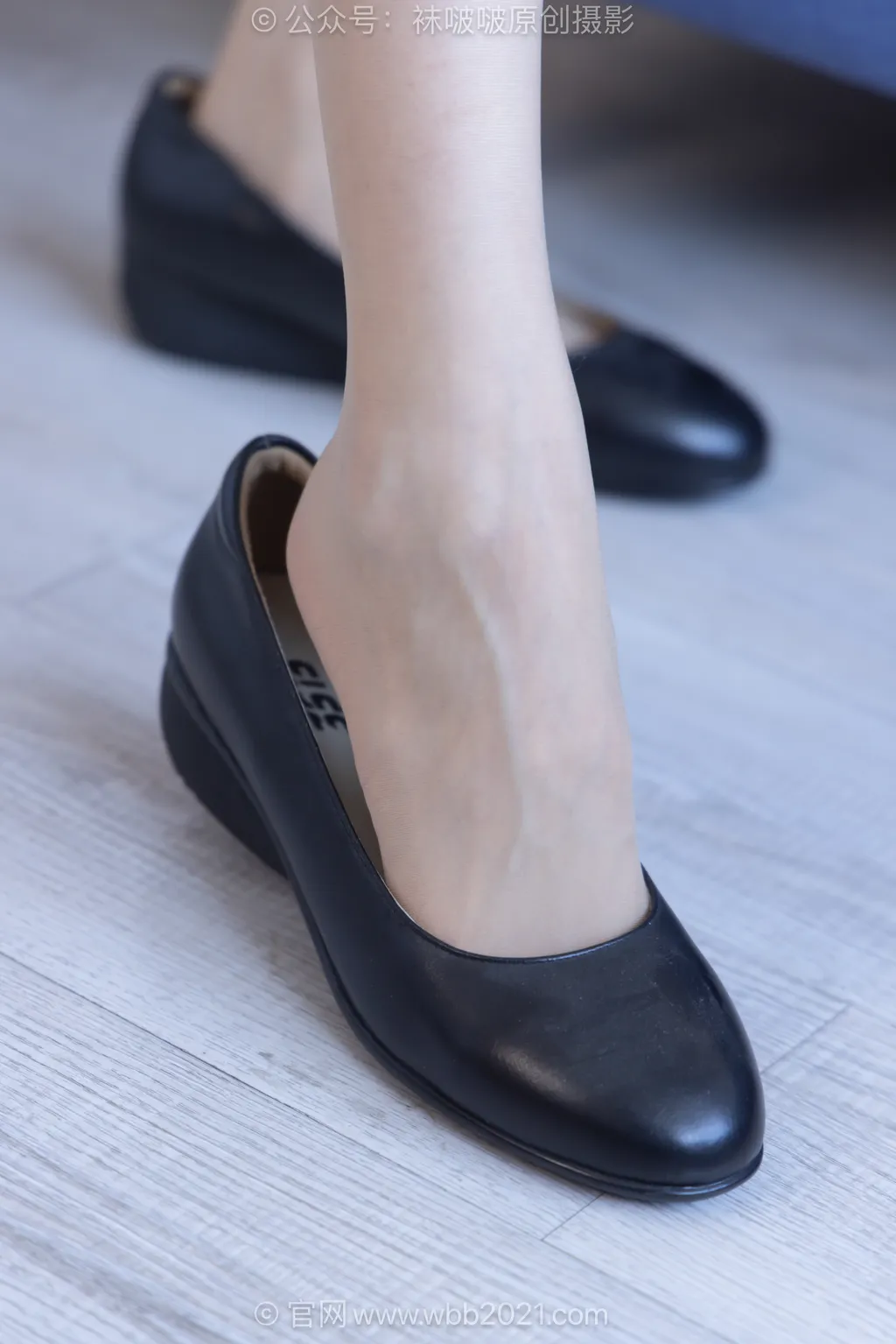 图片[142]-[BoBoSocks袜啵啵]NO.604 稚予-皮鞋、薄肉丝、空姐旗袍制服[145P] – 速更版-美库