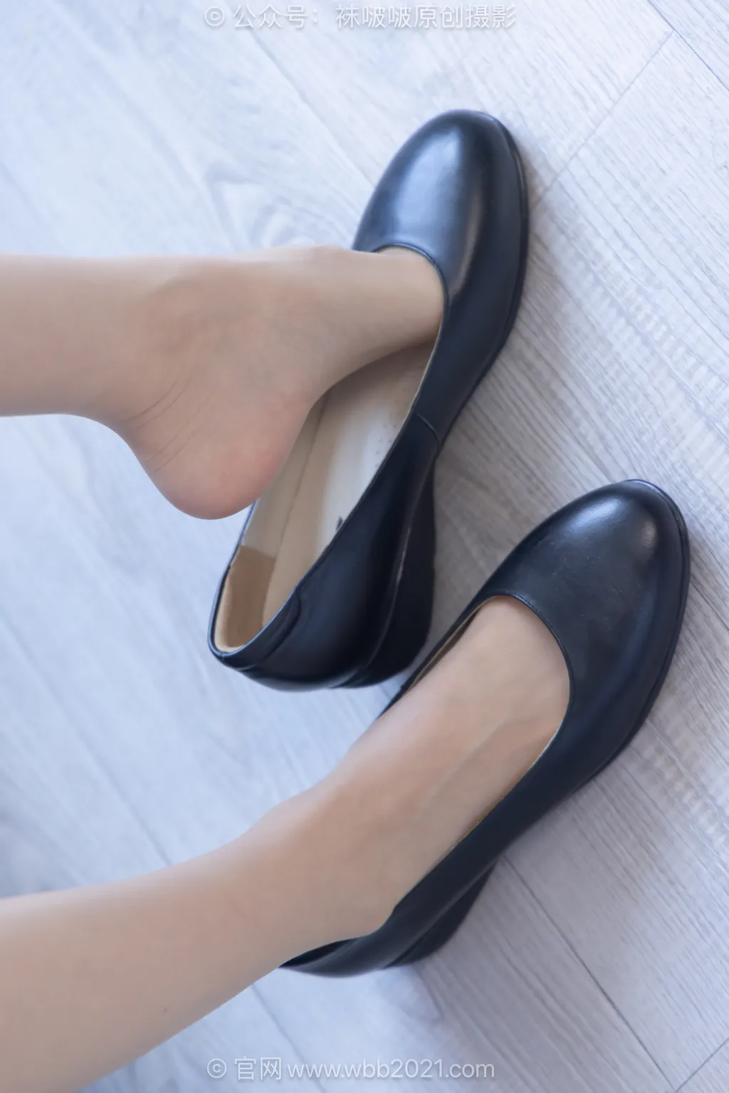 图片[143]-[BoBoSocks袜啵啵]NO.604 稚予-皮鞋、薄肉丝、空姐旗袍制服[145P] – 速更版-美库