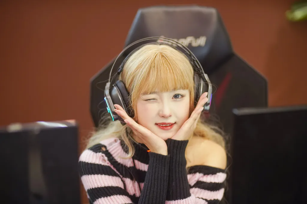 图片[10]-[YITUYU艺图语]2022.11.10 电竞少女 -炸鸡冰可乐-[22+1P] – 速更版-美库