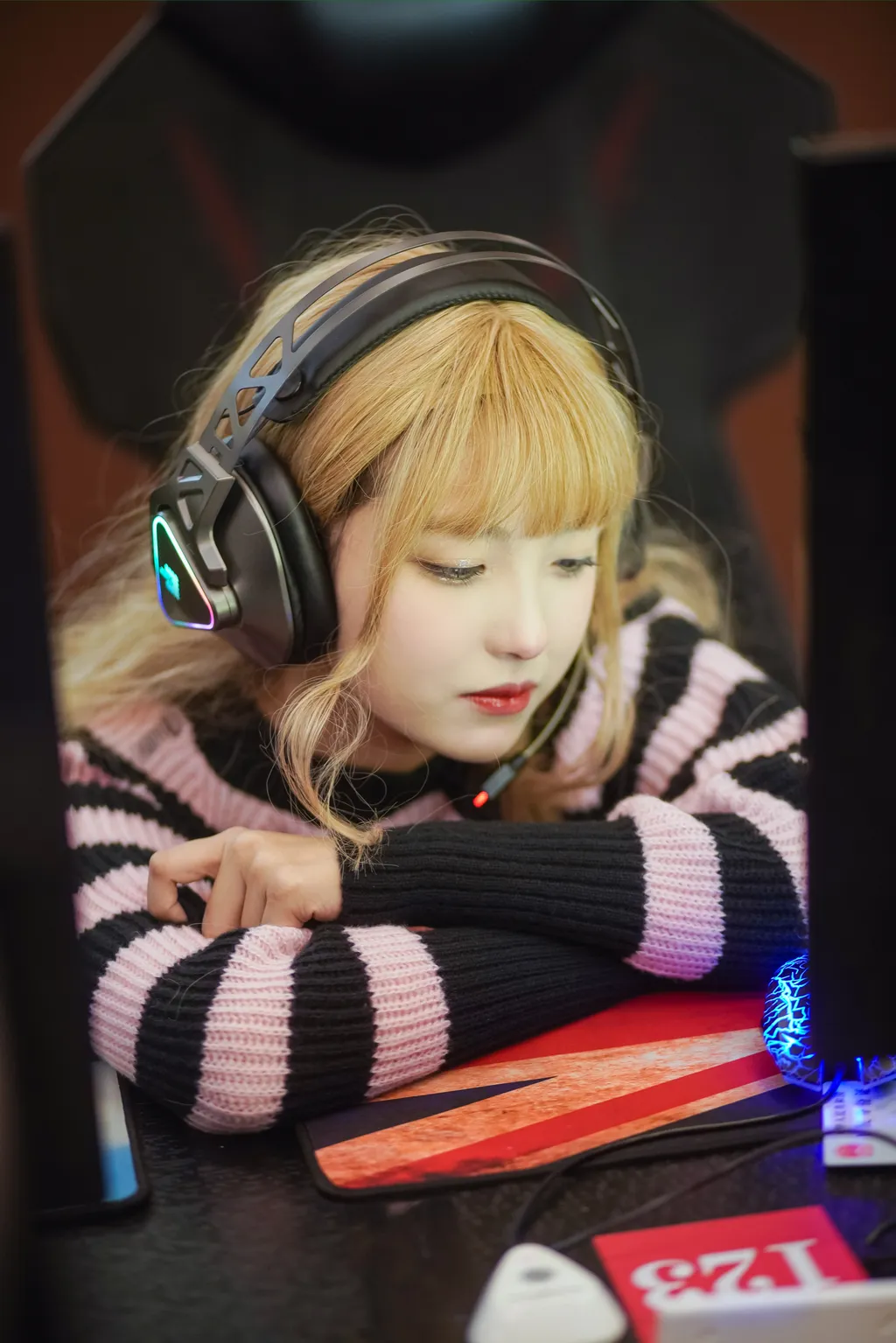 图片[12]-[YITUYU艺图语]2022.11.10 电竞少女 -炸鸡冰可乐-[22+1P] – 速更版-美库