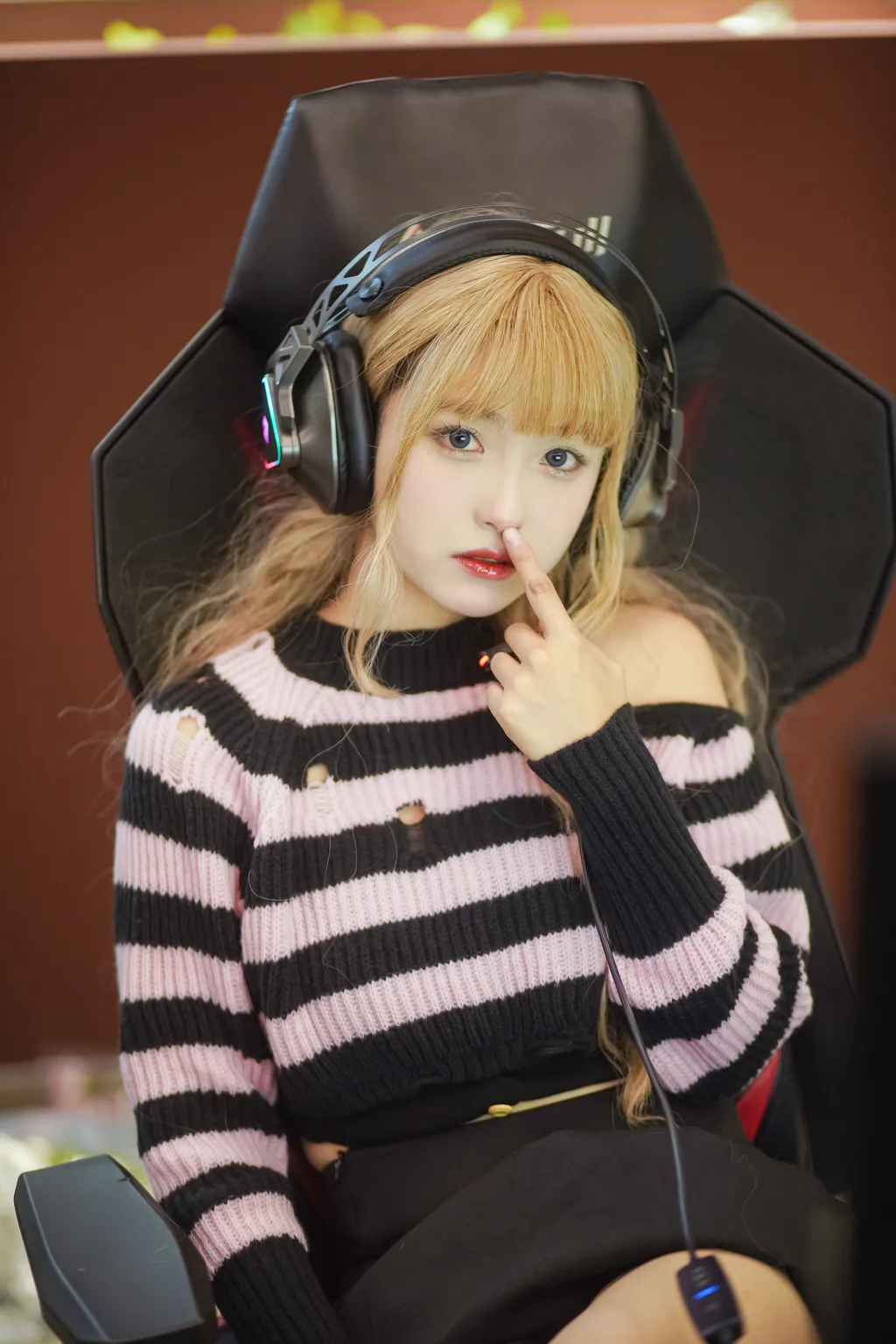 图片[17]-[YITUYU艺图语]2022.11.10 电竞少女 -炸鸡冰可乐-[22+1P] – 速更版-美库