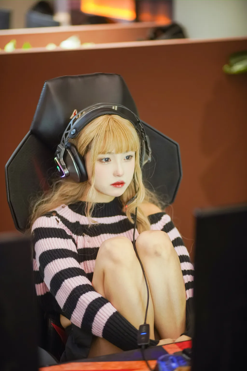 图片[18]-[YITUYU艺图语]2022.11.10 电竞少女 -炸鸡冰可乐-[22+1P] – 速更版-美库