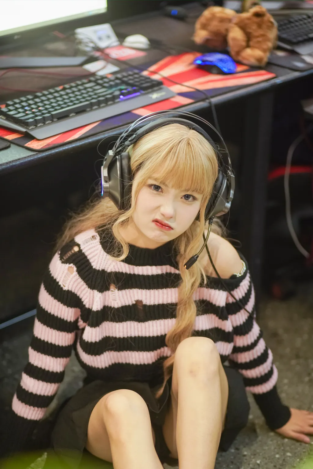 图片[21]-[YITUYU艺图语]2022.11.10 电竞少女 -炸鸡冰可乐-[22+1P] – 速更版-美库