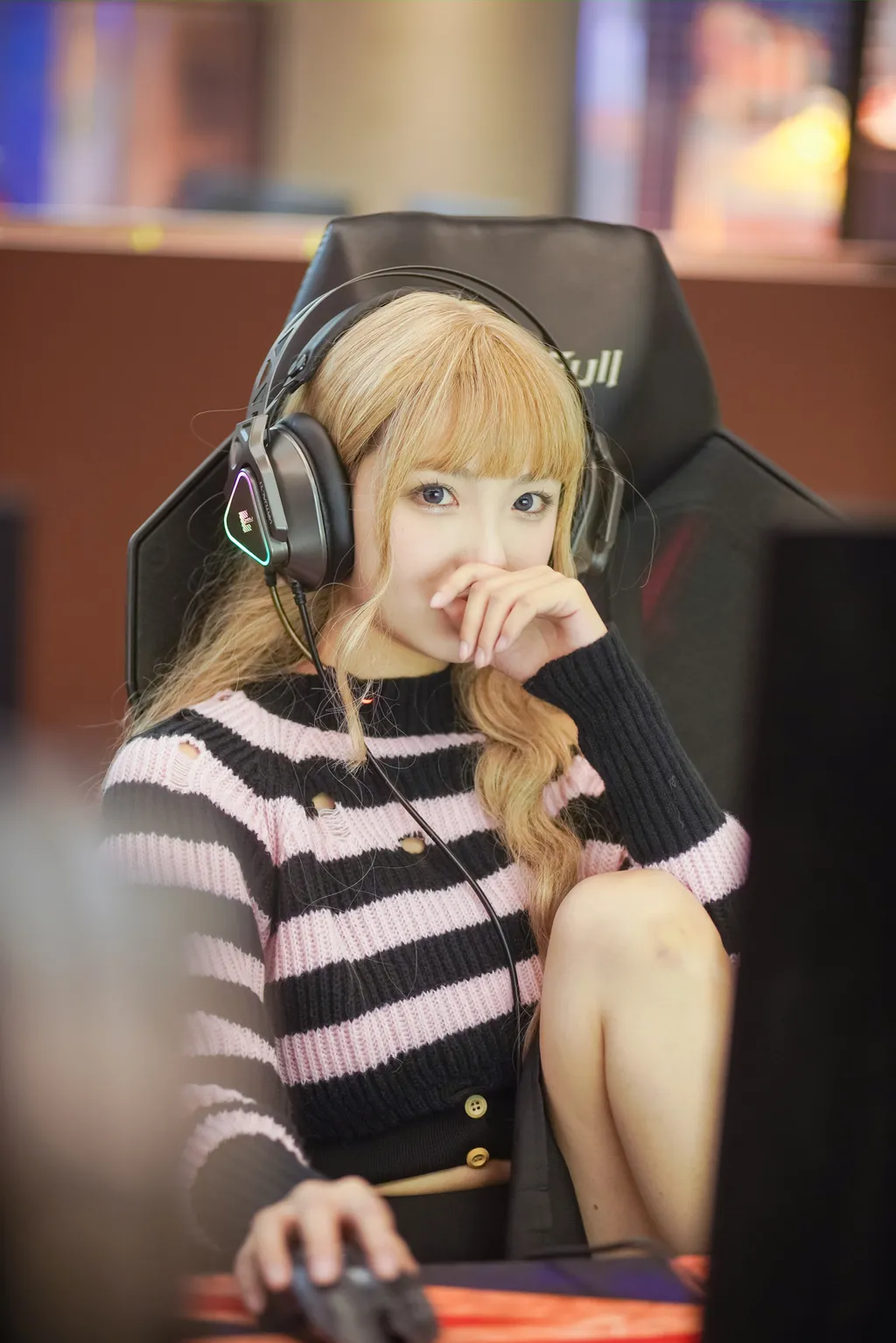 图片[23]-[YITUYU艺图语]2022.11.10 电竞少女 -炸鸡冰可乐-[22+1P] – 速更版-美库