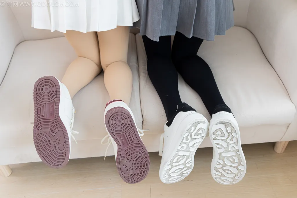 图片[21]-物恋传媒 NO.2498 茯苓&闪闪-两双板鞋、厚黑丝、厚肉丝[160P] – 速更版-美库