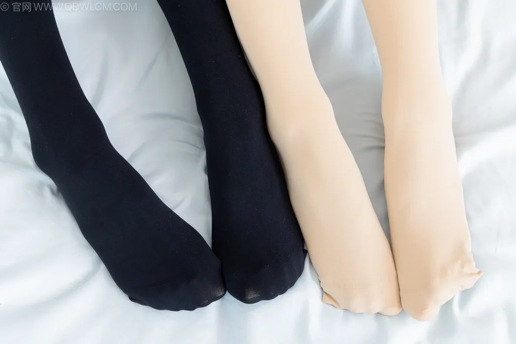 图片[49]-物恋传媒 NO.2498 茯苓&闪闪-两双板鞋、厚黑丝、厚肉丝[160P] – 速更版-美库