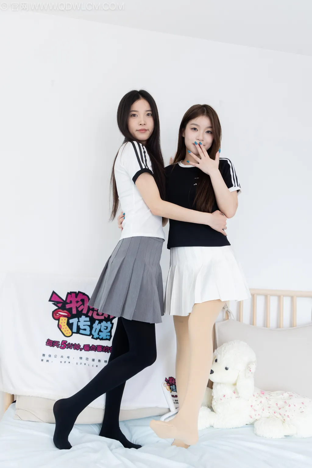 图片[80]-物恋传媒 NO.2498 茯苓&闪闪-两双板鞋、厚黑丝、厚肉丝[160P] – 速更版-美库