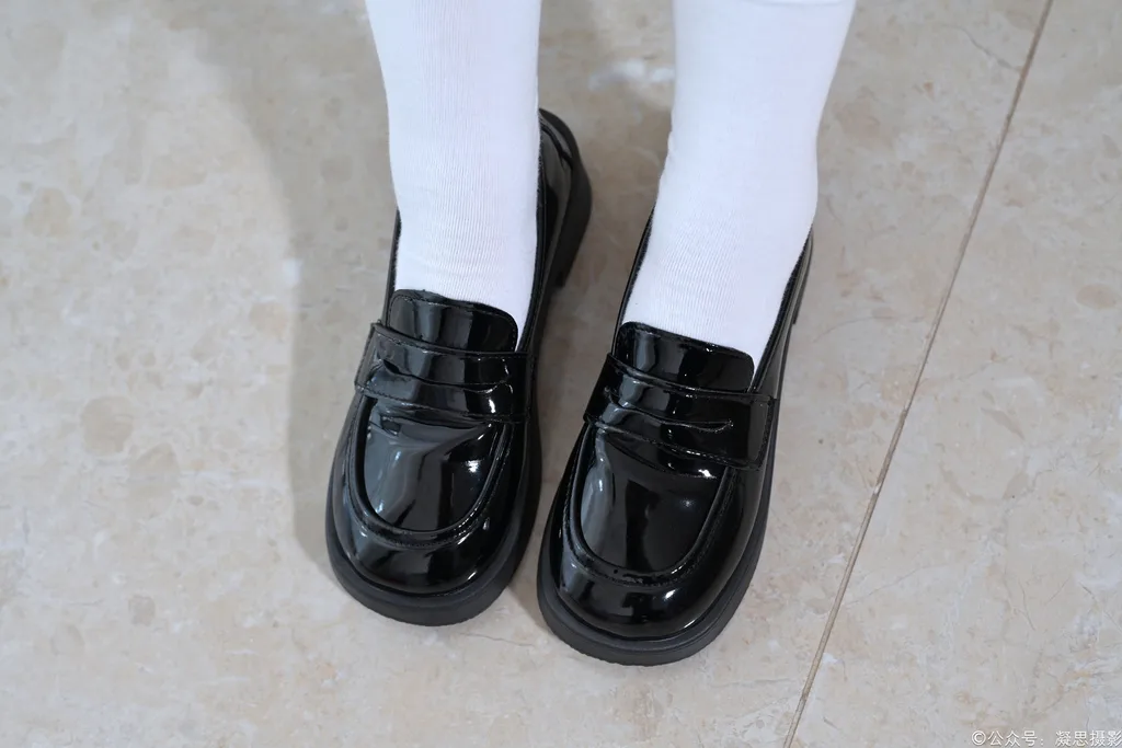 图片[111]-凝思摄影 NO.017 铃铃-JK制服、短白袜、小皮鞋[167P] – 速更版-美库