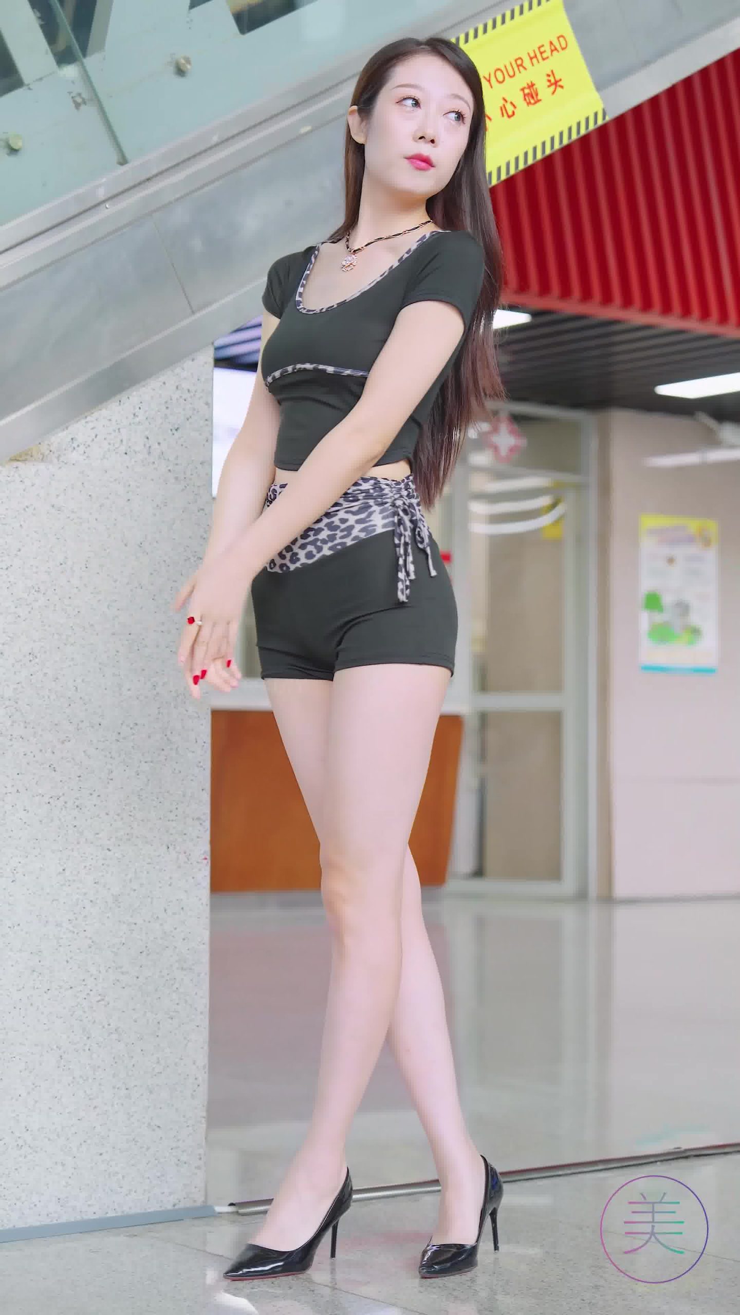 图片[28]-NO.1597 2024 广州车展 网红美女车模 beautyleg LOOKBOOK 53[30P] – 速更版-美库