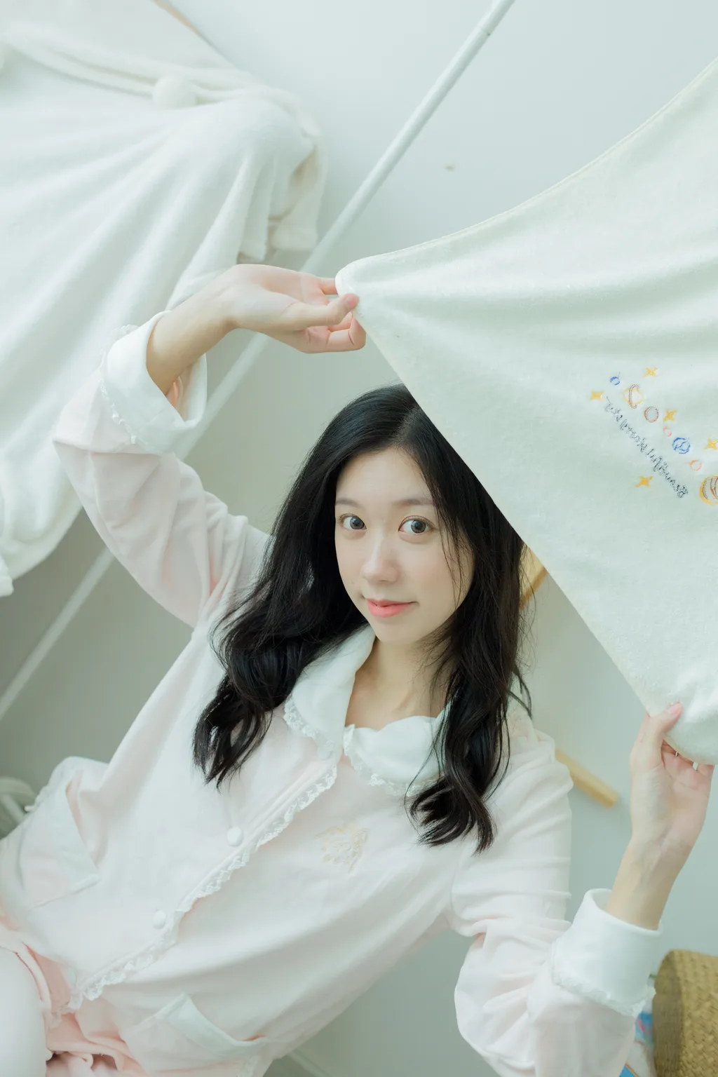 图片[20]-[YITUYU艺图语]2022.11.11 降温日记 饲猫少女-[29+1P] – 速更版-美库