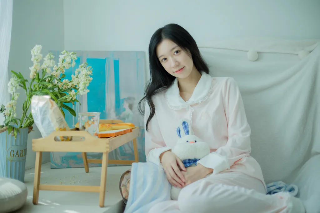 图片[23]-[YITUYU艺图语]2022.11.11 降温日记 饲猫少女-[29+1P] – 速更版-美库