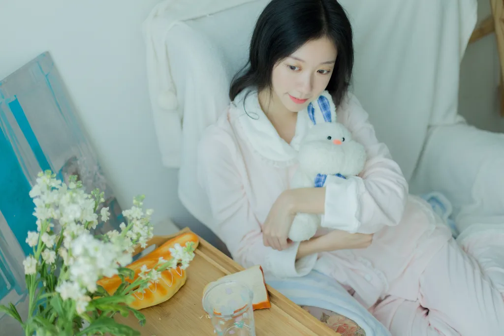 图片[27]-[YITUYU艺图语]2022.11.11 降温日记 饲猫少女-[29+1P] – 速更版-美库