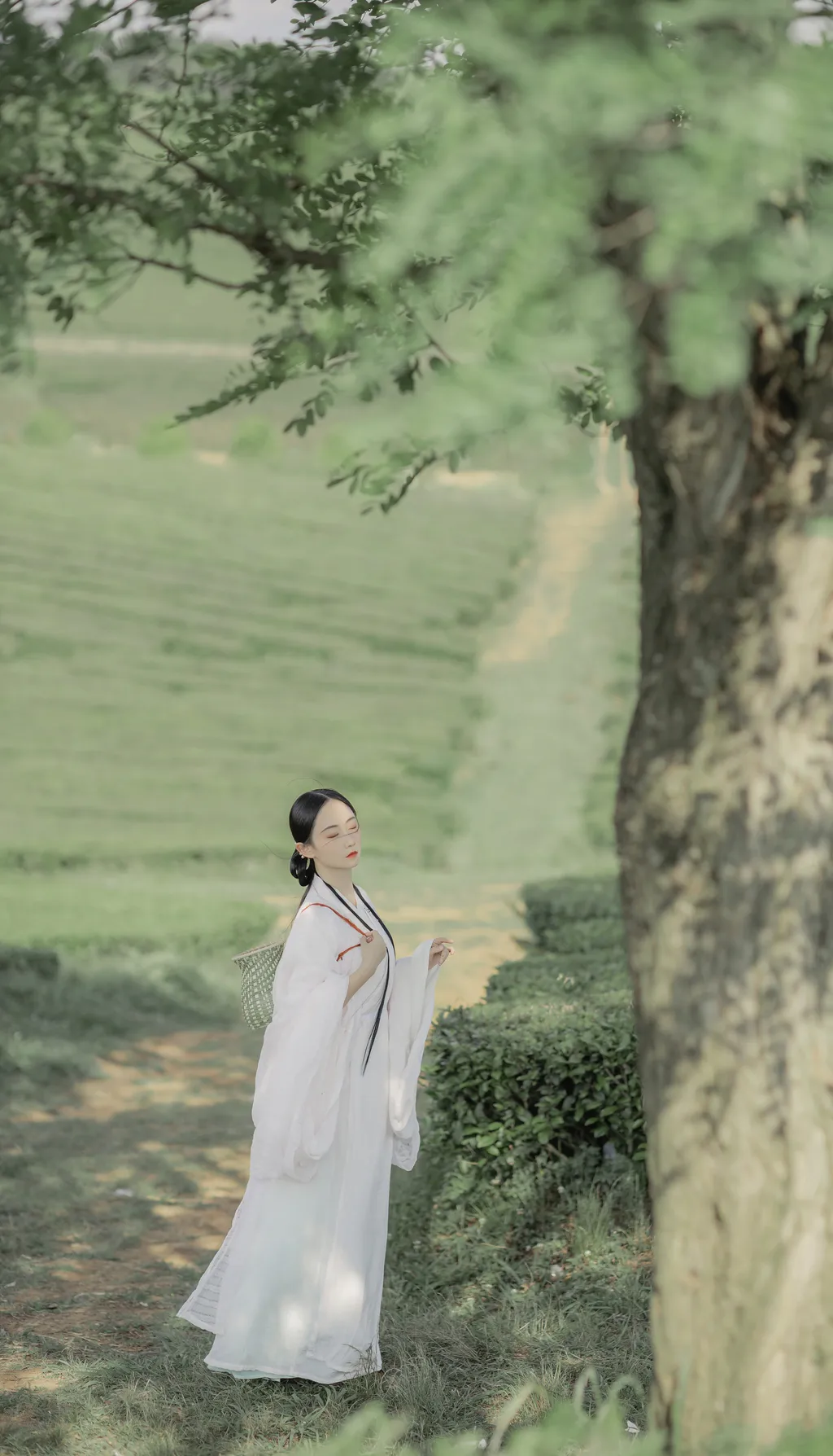 图片[16]-[YITUYU艺图语]2022.11.11 衣袖染茶香 灿暖暖暖[19+1P] – 速更版-美库