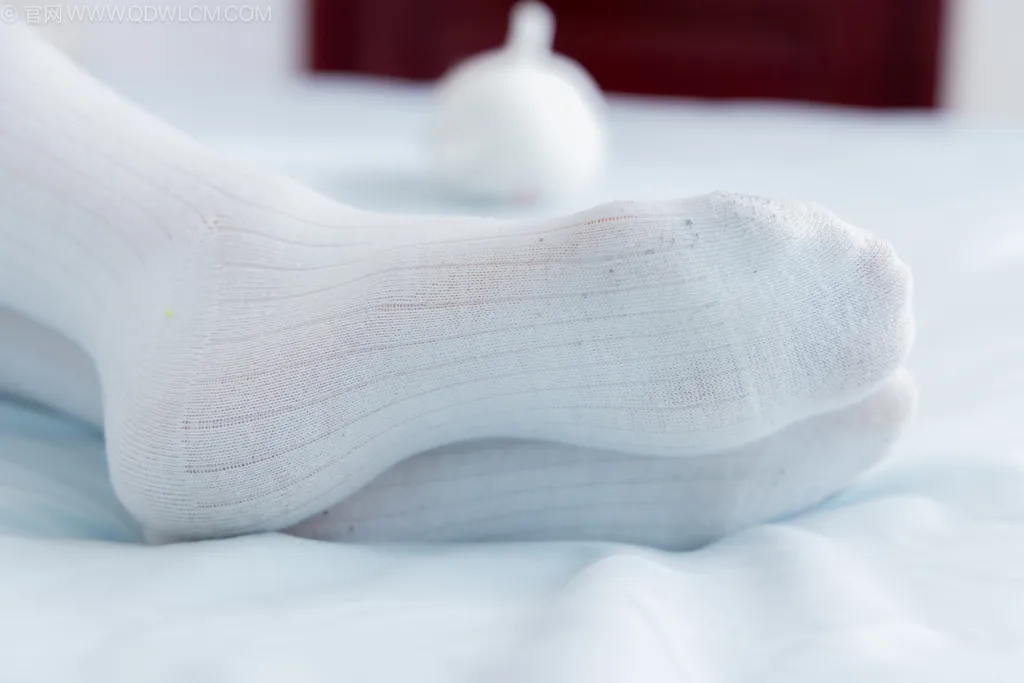 图片[108]-物恋传媒 NO.2499 小野-运动鞋、自然穿脏及膝白棉袜[150P] – 速更版-美库