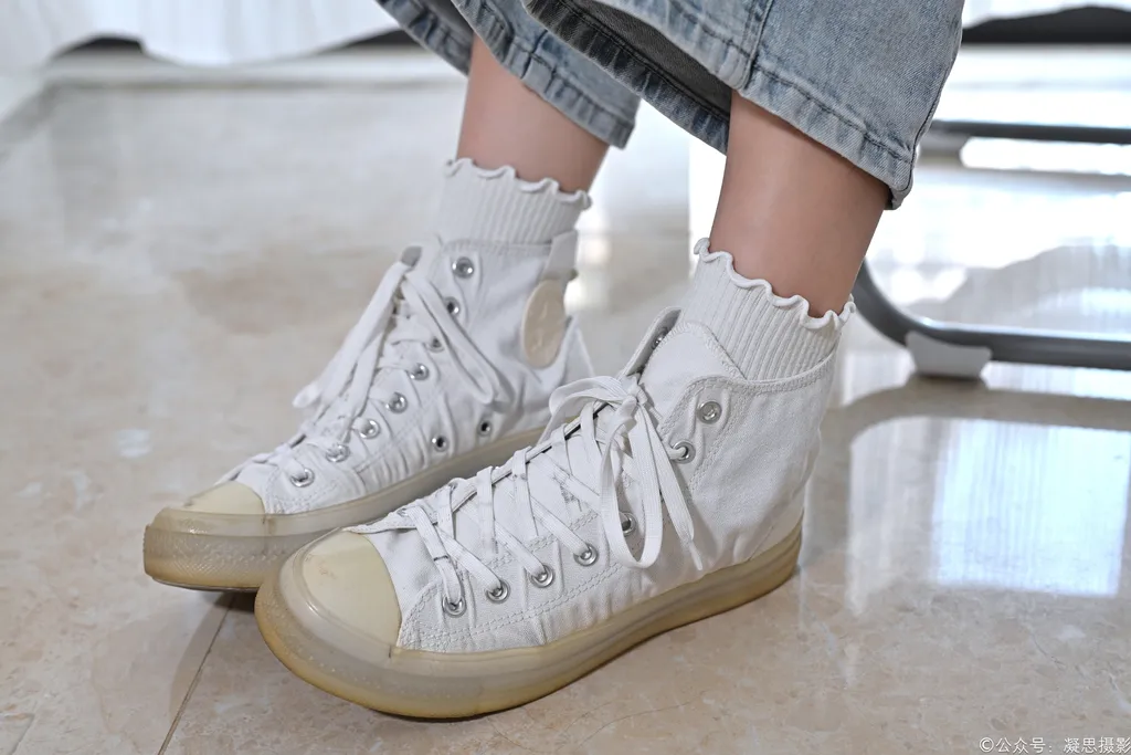 图片[11]-凝思摄影 NO.018 小睿-T恤、短白袜、平底鞋[142P] – 速更版-美库