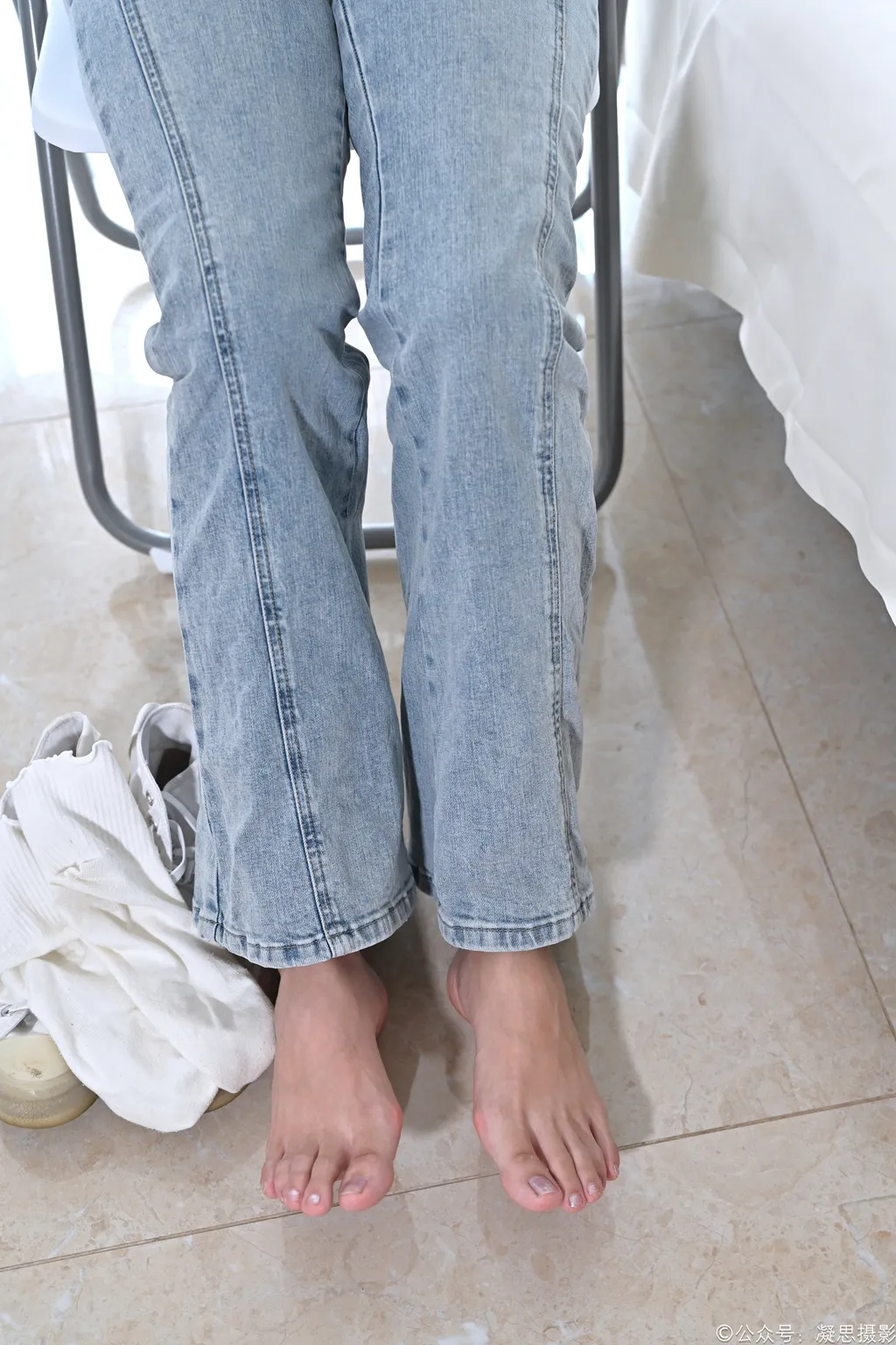 图片[128]-凝思摄影 NO.018 小睿-T恤、短白袜、平底鞋[142P] – 速更版-美库