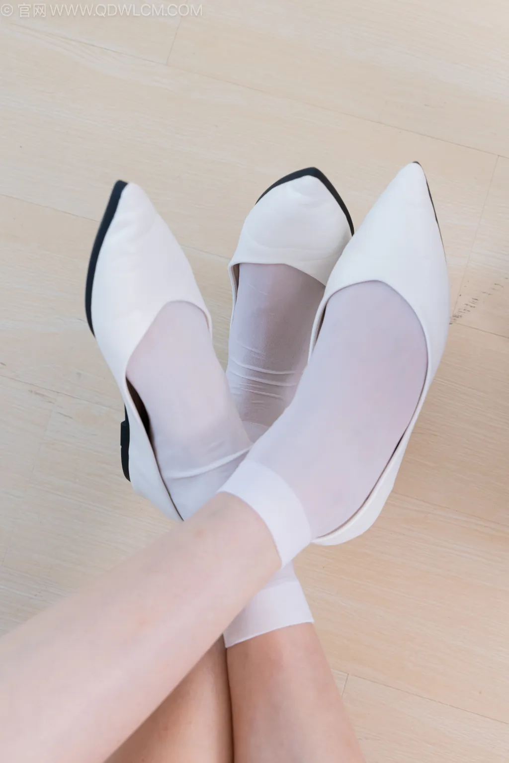 图片[43]-物恋传媒 NO.2500 茯苓&泡泡&橙子-平底鞋、短白丝、护士服、白丝[235P] – 速更版-美库