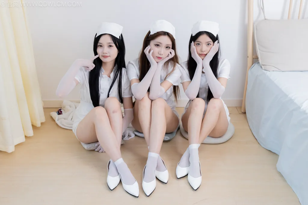 图片[74]-物恋传媒 NO.2500 茯苓&泡泡&橙子-平底鞋、短白丝、护士服、白丝[235P] – 速更版-美库