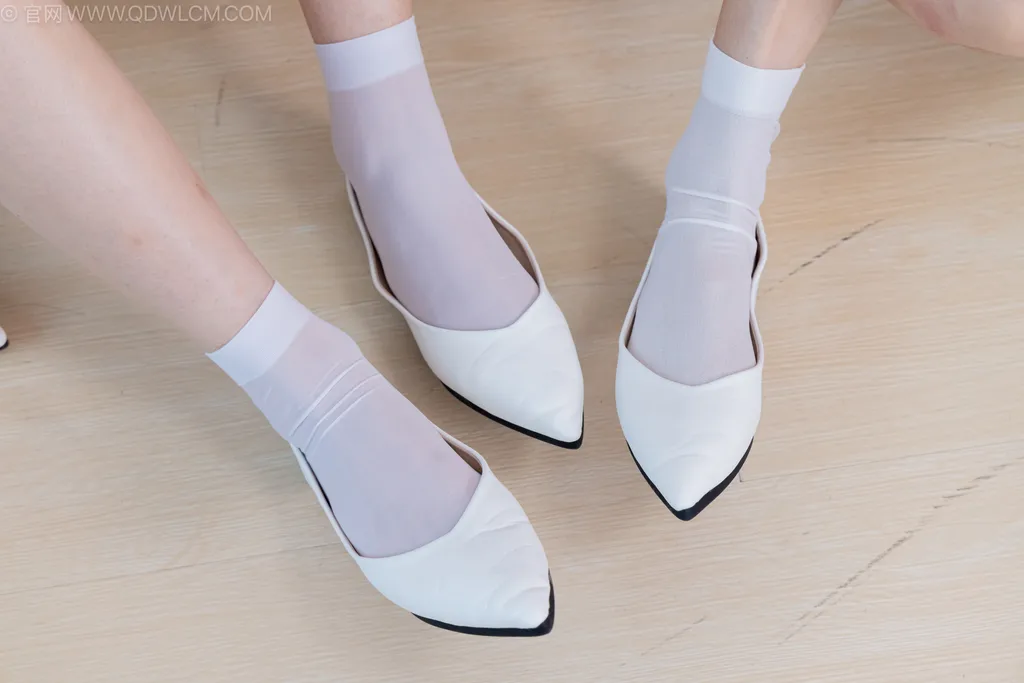 图片[133]-物恋传媒 NO.2500 茯苓&泡泡&橙子-平底鞋、短白丝、护士服、白丝[235P] – 速更版-美库