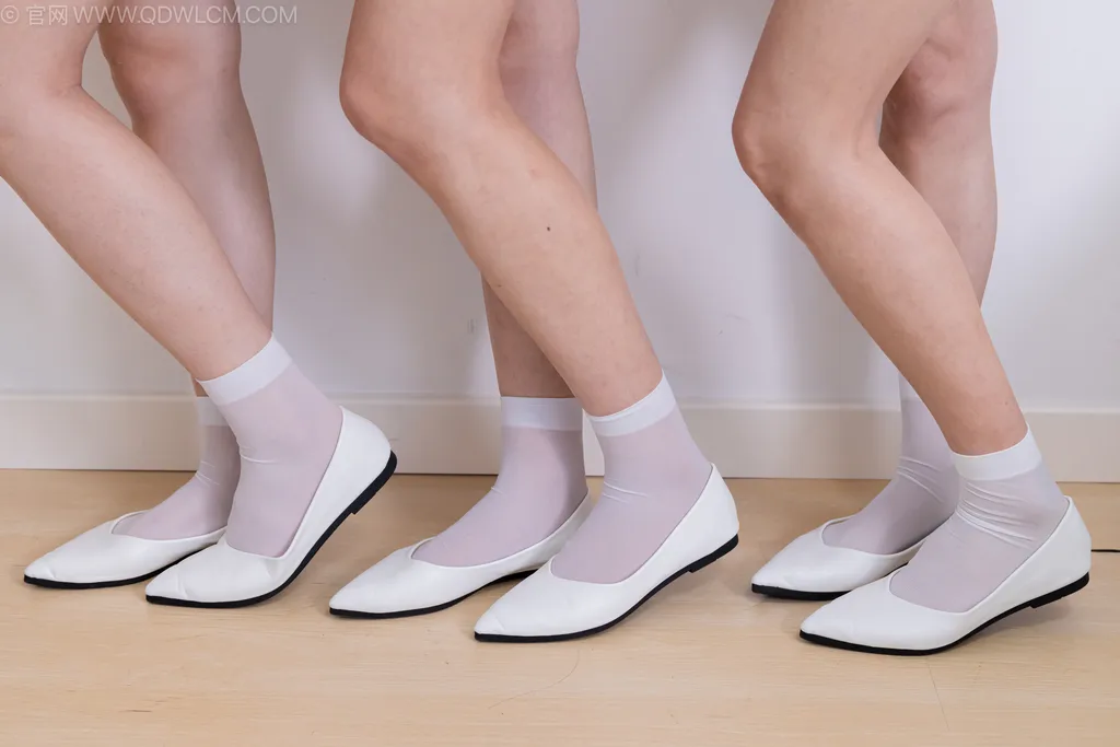 图片[137]-物恋传媒 NO.2500 茯苓&泡泡&橙子-平底鞋、短白丝、护士服、白丝[235P] – 速更版-美库