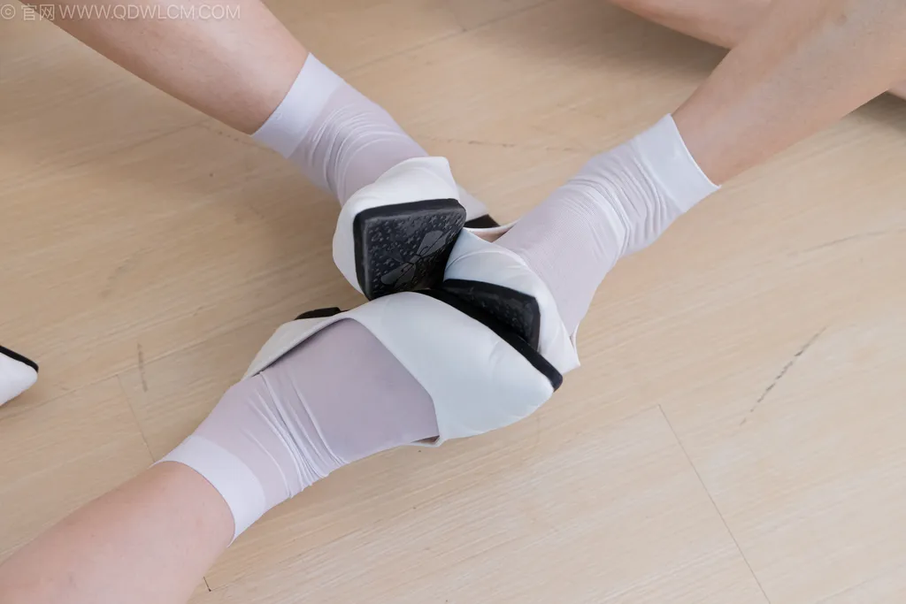 图片[146]-物恋传媒 NO.2500 茯苓&泡泡&橙子-平底鞋、短白丝、护士服、白丝[235P] – 速更版-美库