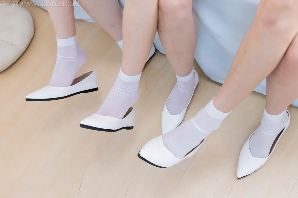 图片[156]-物恋传媒 NO.2500 茯苓&泡泡&橙子-平底鞋、短白丝、护士服、白丝[235P] – 速更版-美库