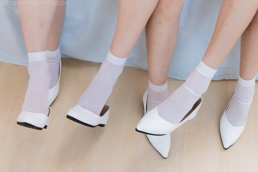 图片[171]-物恋传媒 NO.2500 茯苓&泡泡&橙子-平底鞋、短白丝、护士服、白丝[235P] – 速更版-美库