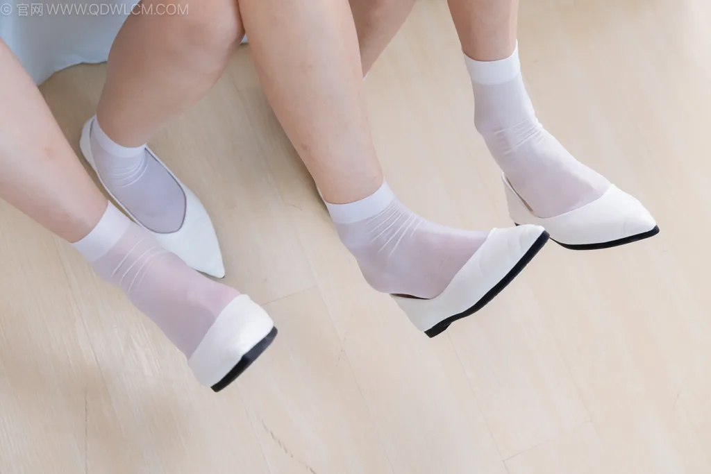 图片[211]-物恋传媒 NO.2500 茯苓&泡泡&橙子-平底鞋、短白丝、护士服、白丝[235P] – 速更版-美库