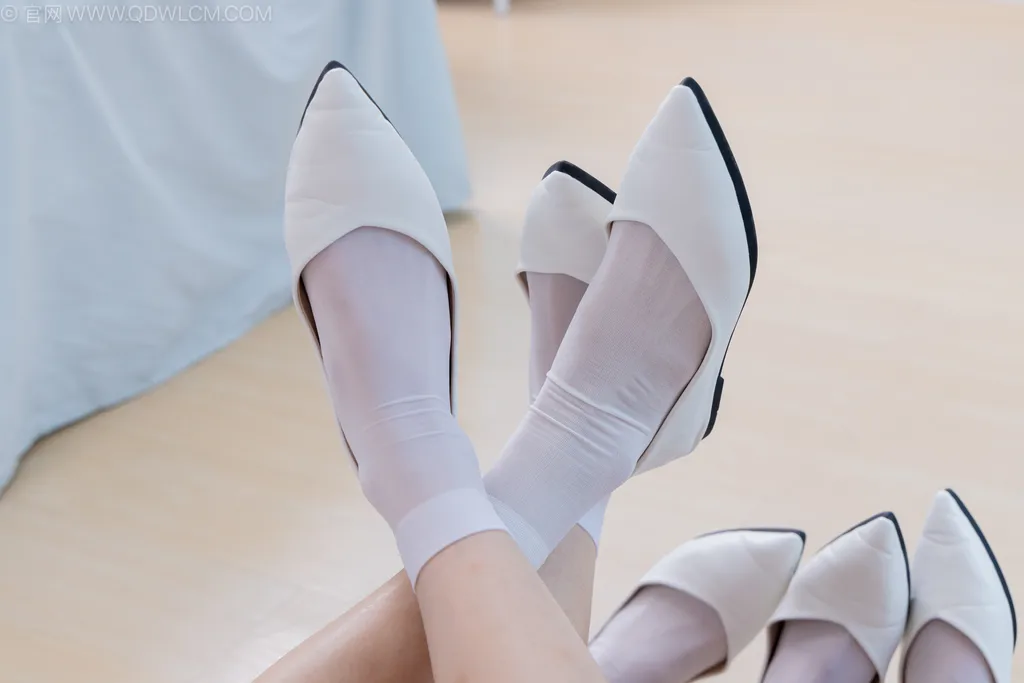 图片[215]-物恋传媒 NO.2500 茯苓&泡泡&橙子-平底鞋、短白丝、护士服、白丝[235P] – 速更版-美库