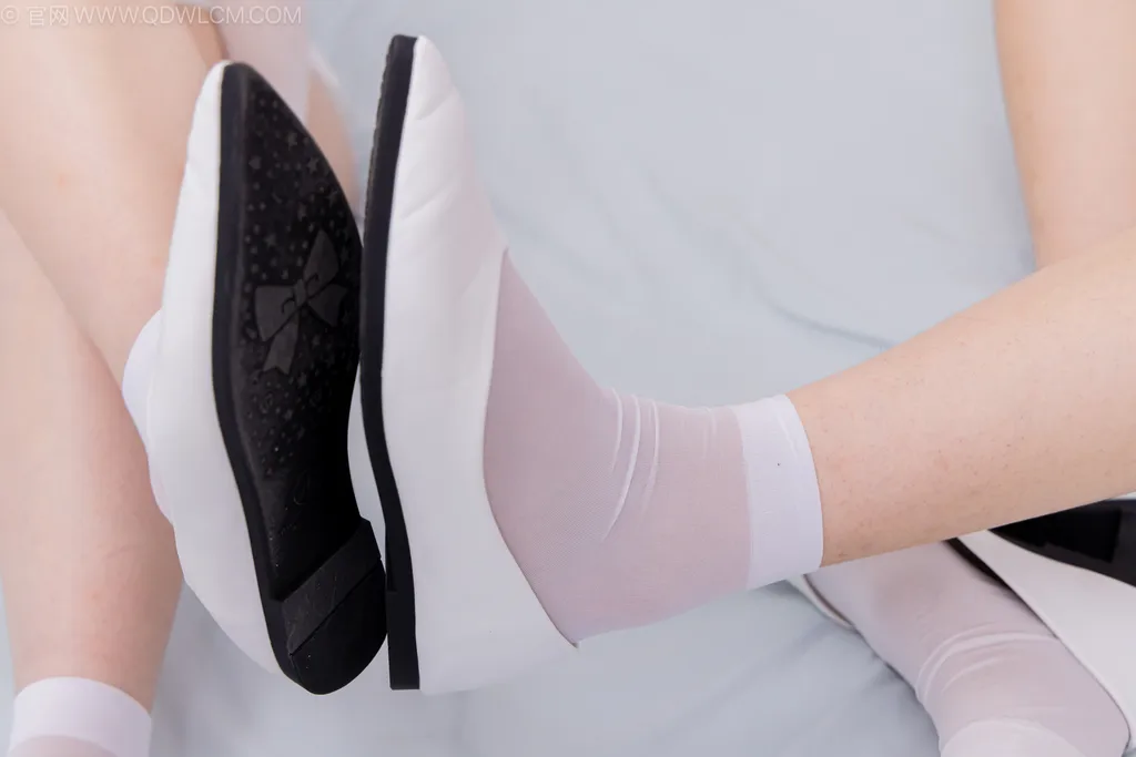 图片[223]-物恋传媒 NO.2500 茯苓&泡泡&橙子-平底鞋、短白丝、护士服、白丝[235P] – 速更版-美库