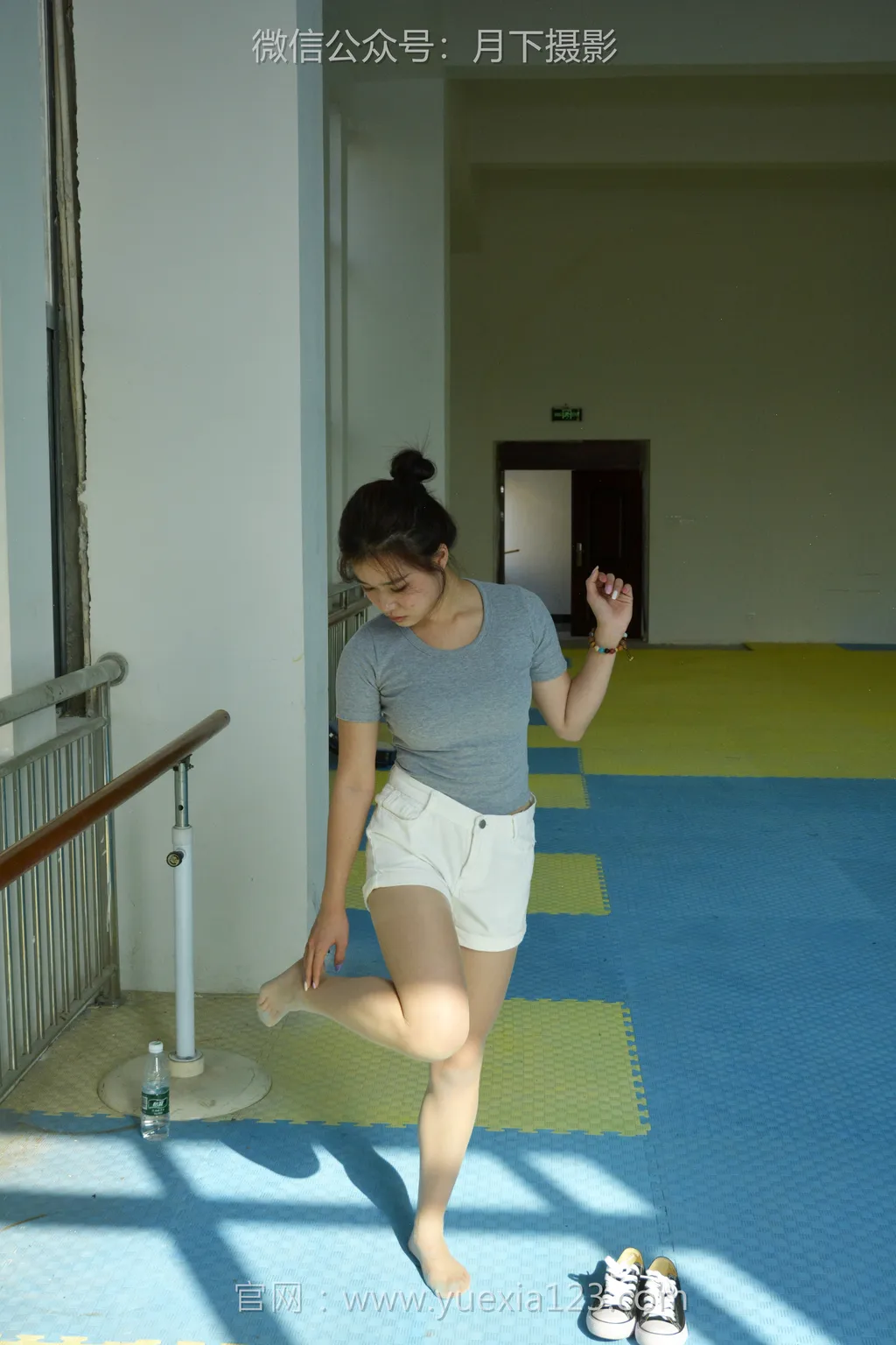 图片[33]-爱月下 NO.001 茜茜【舞蹈热身】作为拉拉队长，每天必修课就是加强舞蹈训练！[111P] – 速更版-美库
