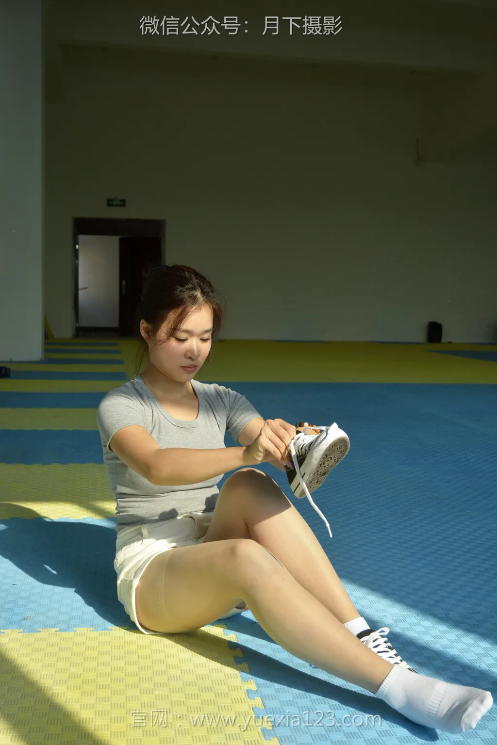 图片[85]-爱月下 NO.001 茜茜【舞蹈热身】作为拉拉队长，每天必修课就是加强舞蹈训练！[111P] – 速更版-美库