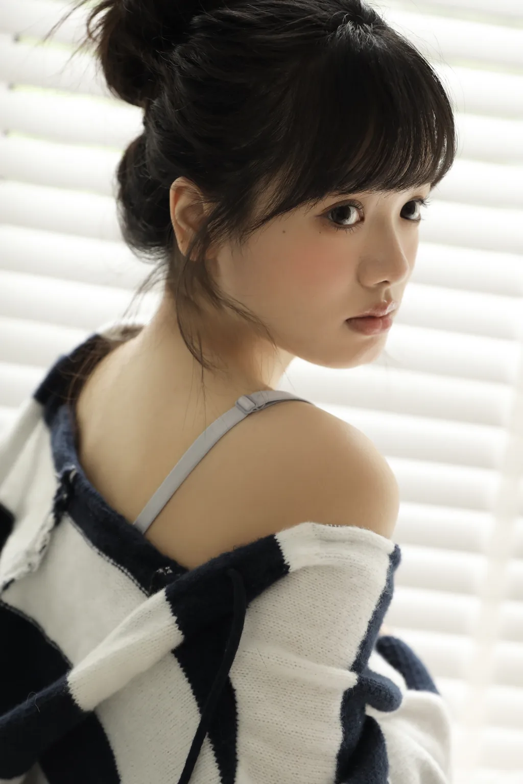 图片[17]-[YITUYU艺图语]2022.11.13 秋 叛逆的捡捡唯[22+1P] – 速更版-美库