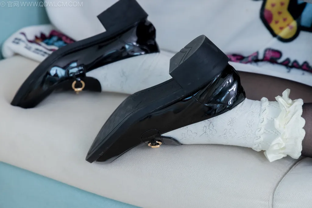 图片[21]-物恋传媒 NO.2502 恬恬-皮鞋、白棉袜、薄黑丝、丝袜棉袜[158P] – 速更版-美库