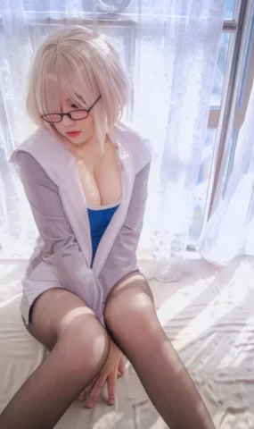 阿半今天很开心 – FGO 玛修 同人体操服[20P]