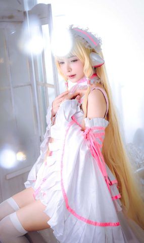 妍子坚不可摧 – 小叽[12P]